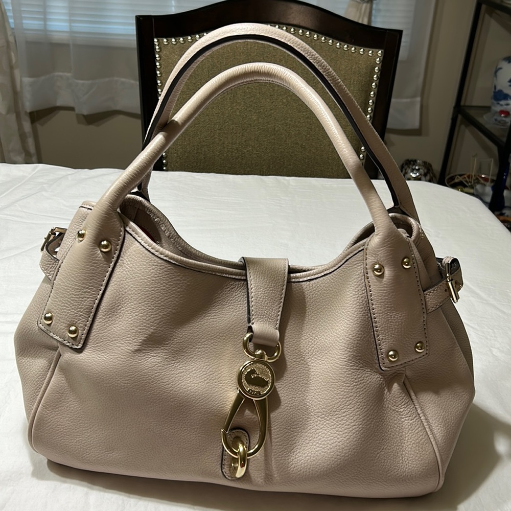VINTAGE DOONEY & BOURKE HOBO SHOULDER BEIGE IN VERY NICE LEATHER